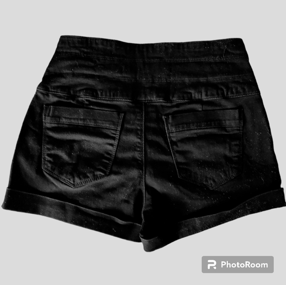 SNEAK PEAK LOS ANGELES| BLACK MID RISE BUTTON FLY SHORTS SIZE MEDIUM - Picture 3 of 7